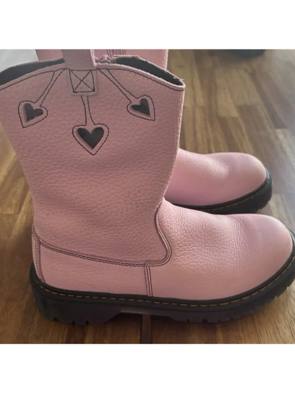 Dr Doc Martens GIRL Western Boots Cowboy Pink Leather Bex Heart Size 3 US Zipper